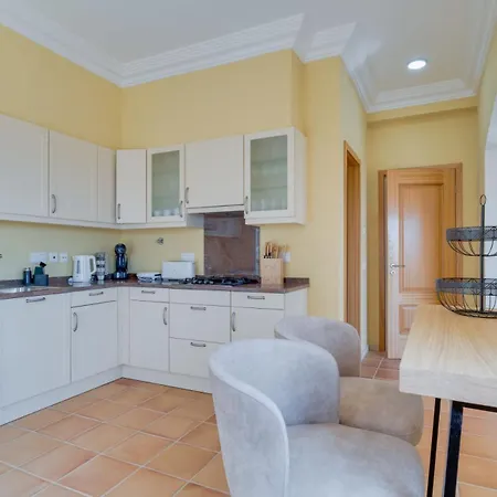 וילה Gasparini Palheiro Village By Madeira *