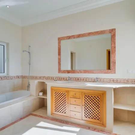 וילה Gasparini Palheiro Village By Madeira