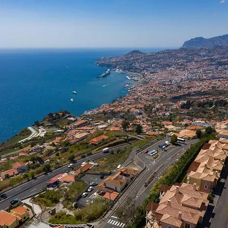 וילה Gasparini Palheiro Village By Madeira פונשל
