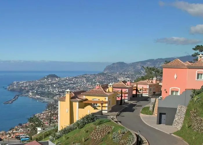 Gasparini Palheiro Village By Madeira Villa *