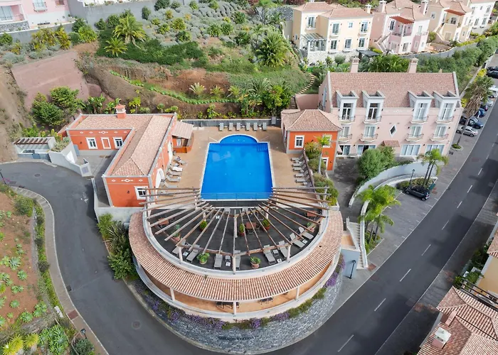 Gasparini Palheiro Village By Madeira Villa