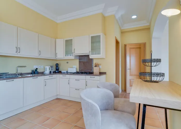 Villa Gasparini Palheiro Village By Madeira *