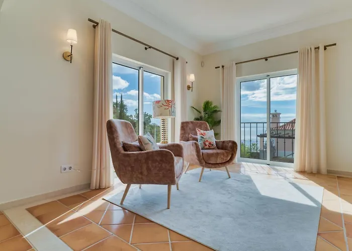 Villa Gasparini Palheiro Village By Madeira