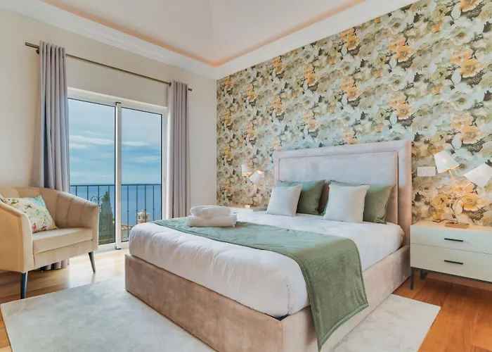 Gasparini Palheiro Village By Madeira Villa *